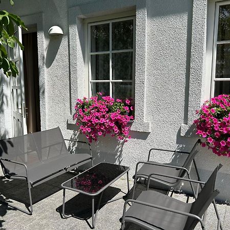 Apartment Mit Gartenblick Und Terrasse Baden Eksteriør bilde